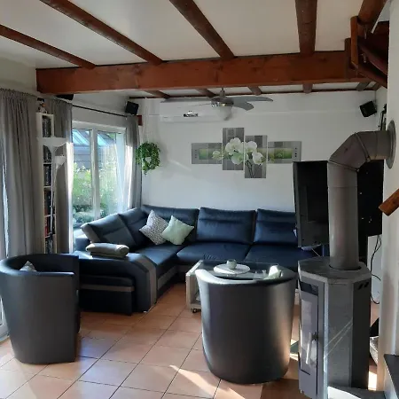Wunderschoenes In Silbersee Mit Privatem Pool 度假居 *