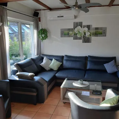 Wunderschoenes In Silbersee Mit Privatem Pool 度假居 *