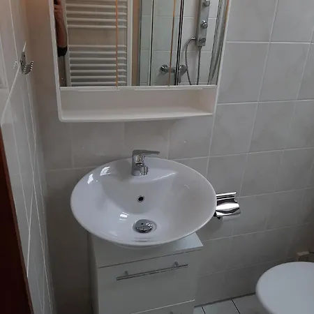 Wunderschoenes In Silbersee Mit Privatem Pool * Frielendorf
